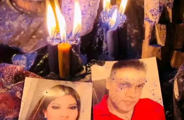 Rituel d’Amour Puissant avec photo : Il s’agit d’un rituel qui vise à attirer l’amour ou à renforcer les liens amoureux entre deux personnes